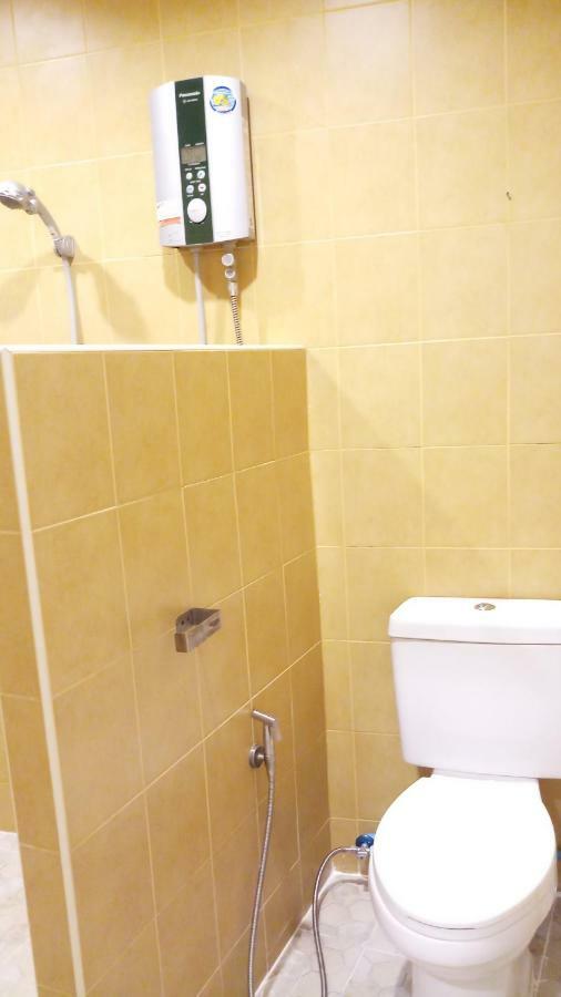 Aquaman @Chalong Pier Hotell Eksteriør bilde